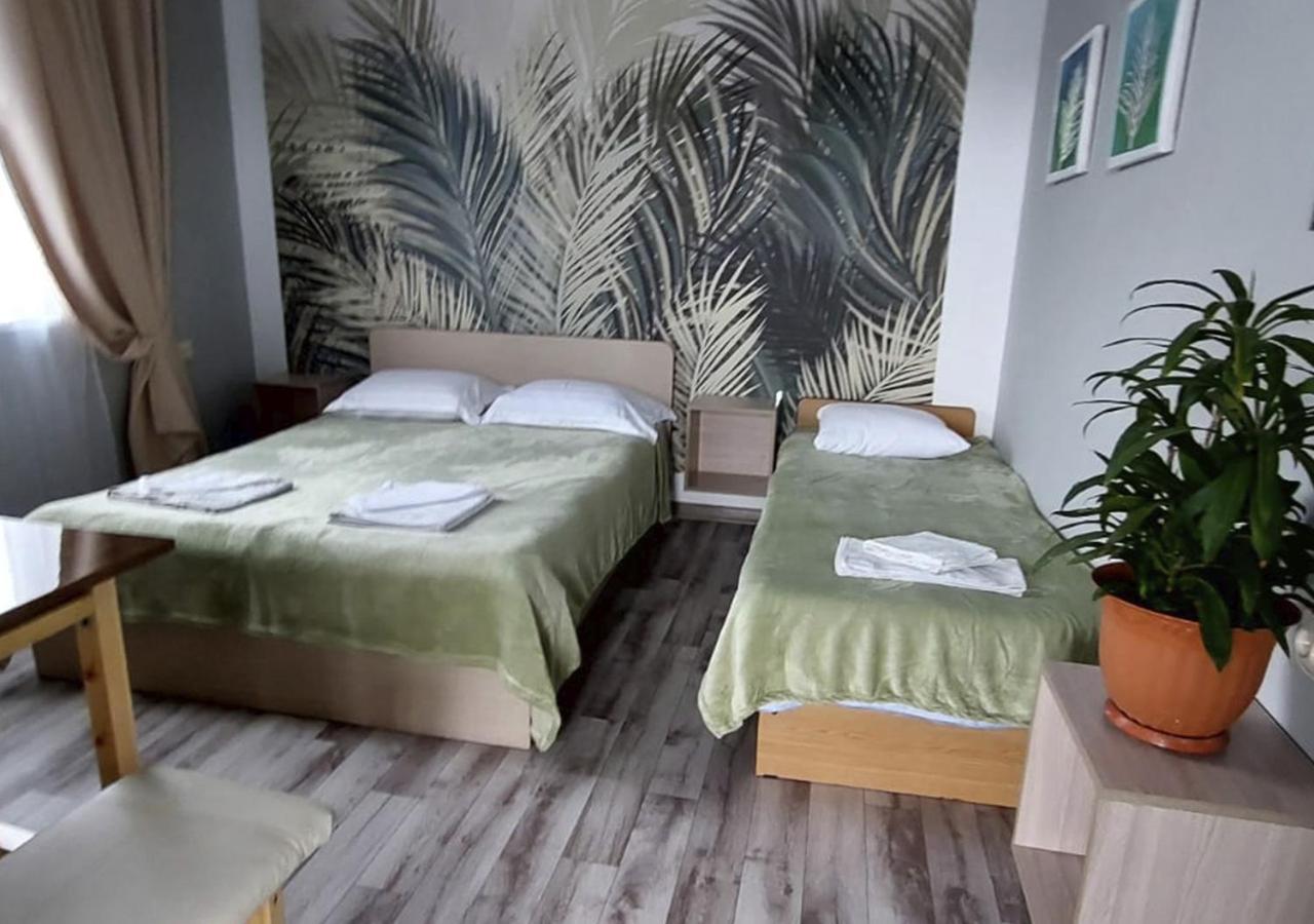 Guest House Anna Soechoemi Buitenkant foto